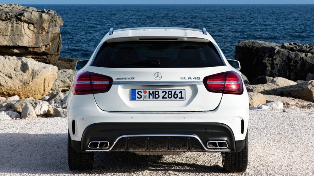 M-Benz_GLA-Class_AMG GLA45 4MATIC