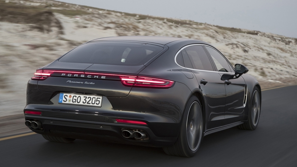 2019 Porsche Panamera Turbo Executive