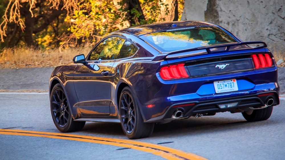 2020 Ford Mustang EcoBoost Premium