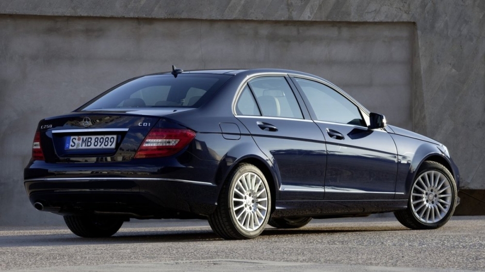 M-Benz_C-Class Sedan_C300 BlueEFFICIENCY Avantgarde