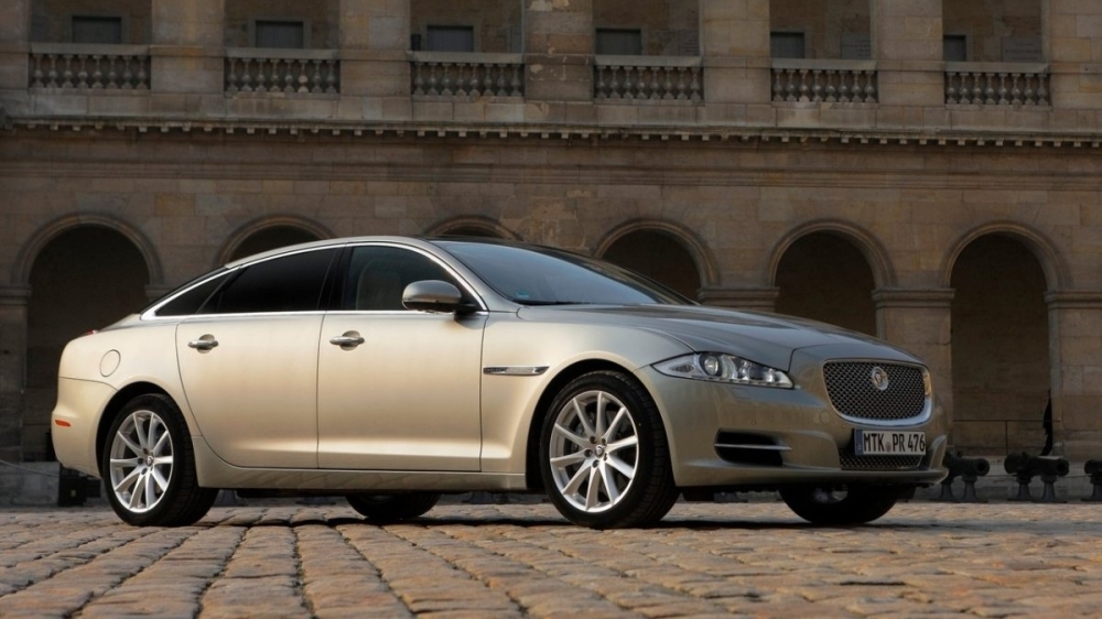 Jaguar_XJ_Luxury