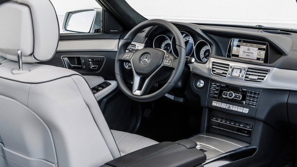 M-Benz_E-Class Sedan_E220 BlueTEC Avantgarde