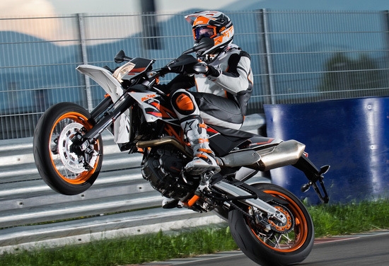 2014 KTM SMC 690 R