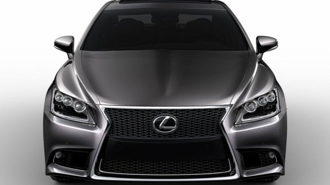 2017 Lexus LS 600h F-Sport