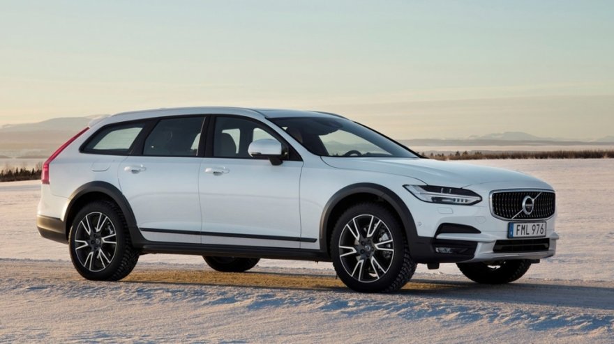 2019 Volvo V90 Cross Country T6 Adventure Edition