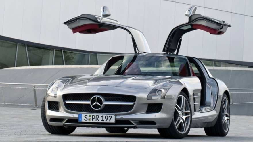 2014 M-Benz SLS AMG