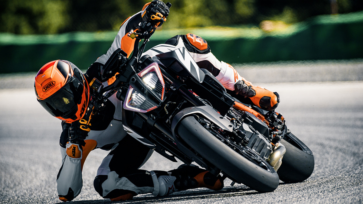 2019 KTM Duke 1290 Super R