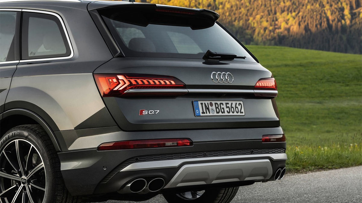 2023 Audi Q7 SQ7