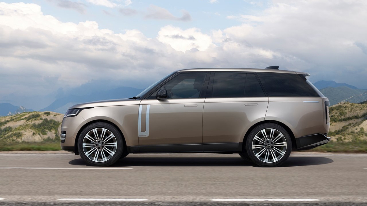 2023 Land Rover Range Rover D350 SE SWB