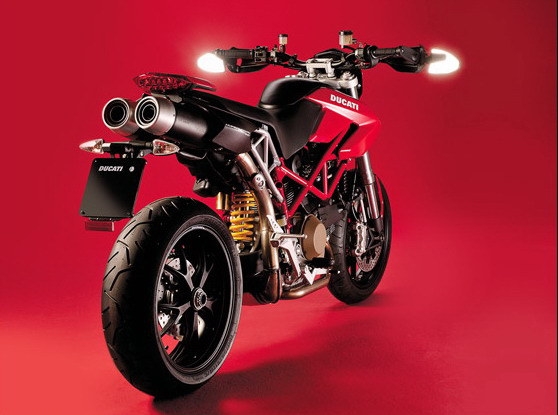 Ducati_Hypermotard_1100S