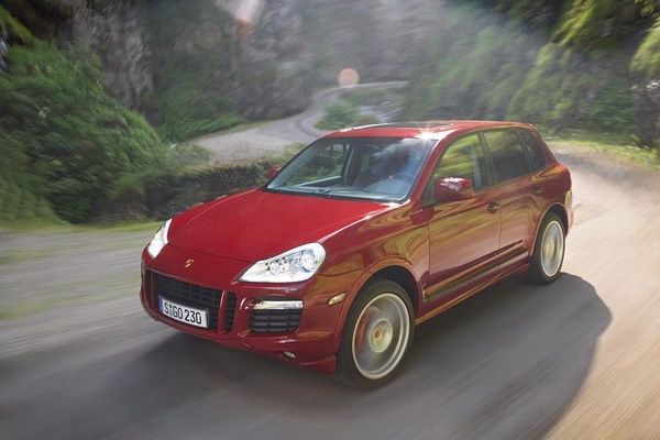 Porsche_Cayenne_GTS