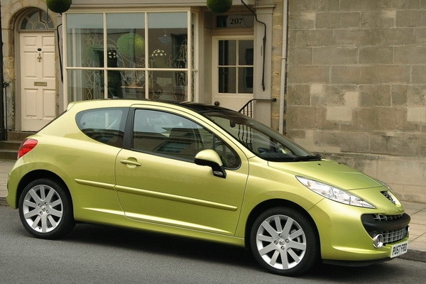 Peugeot_207_1.6 3D全景天窗版