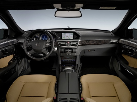 M-Benz_E-Class_E300 Elegance