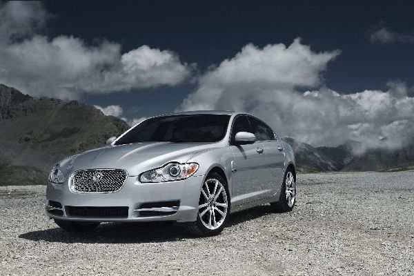 Jaguar_XF_3.0 TDV6