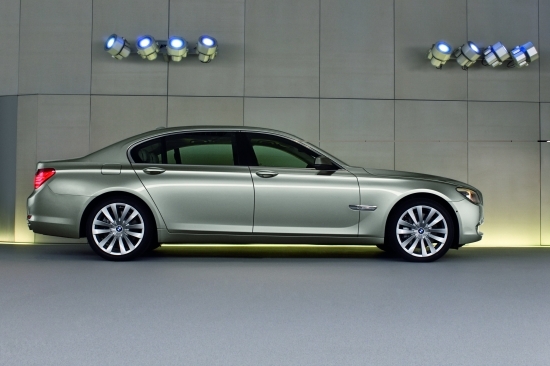 BMW_7-Series_750Li