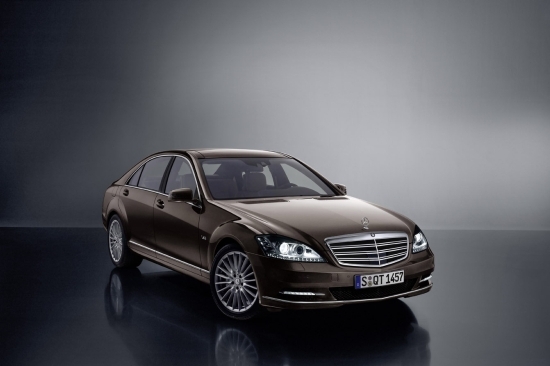 M-Benz_S-Class_S600L