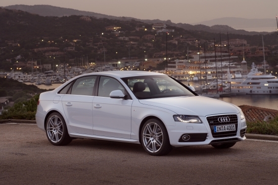 Audi_A4 Sedan_2.0 TFSI quattro