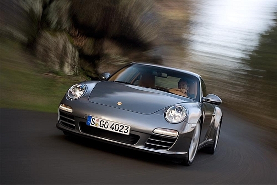 Porsche_911 Carrera 4_Coupe