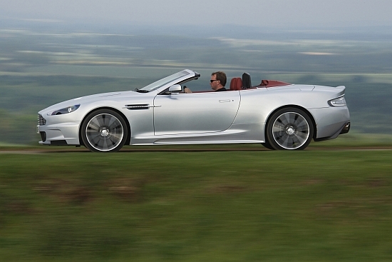 Aston Martin_DBS_Volante