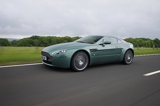 Aston Martin_Vantage_V8 Coupe