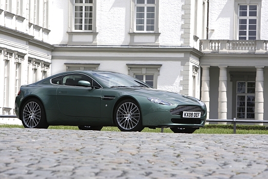 Aston Martin_Vantage_V8 Coupe