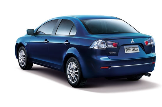 Mitsubishi_Lancer_Fortis 1.8經典型