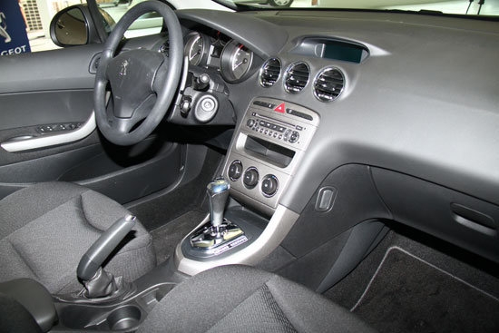 Peugeot_308_1.6 e-HDi Navi