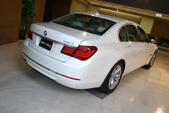 BMW_7-Series_730d