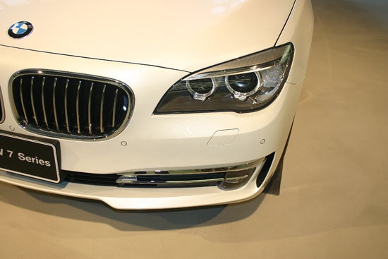 BMW_7-Series_730i