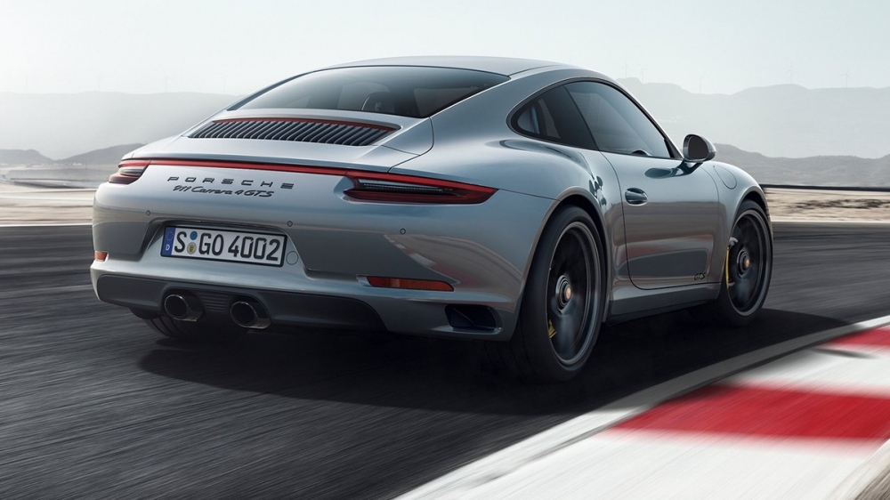 2019 Porsche 911 Carrera 4 GTS Coupe