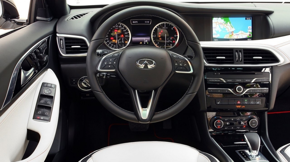 Infiniti_Q30_1.6t菁英版