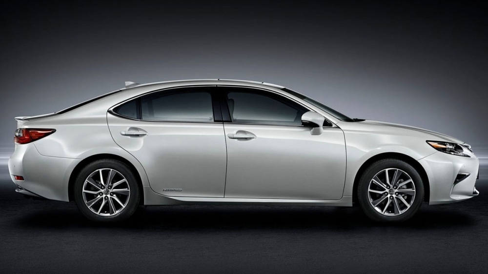 Lexus_ES_300h豪華版