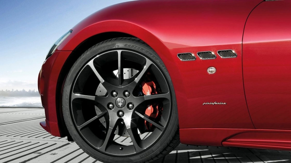 Maserati_GranCabrio_Sport 4.7