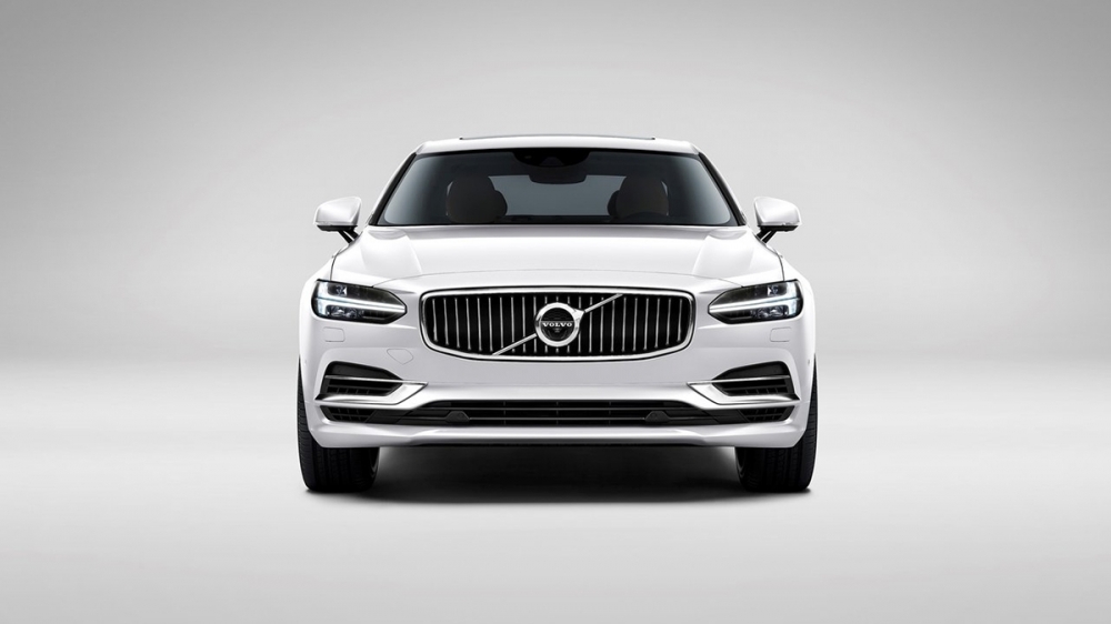 2019 Volvo S90 T4 Momentum