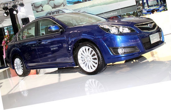 2012 Subaru Legacy Sedan 2.0i