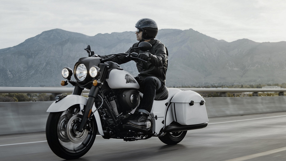 2019 Indian Springfield Dark Horse 1800 ABS