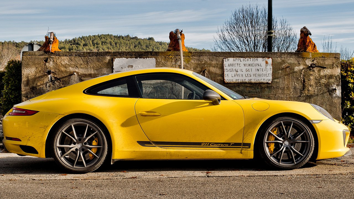 2019 Porsche 911 Carrera T Coupe