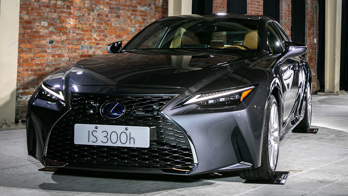 2022 Lexus IS 300h頂級版(天窗)