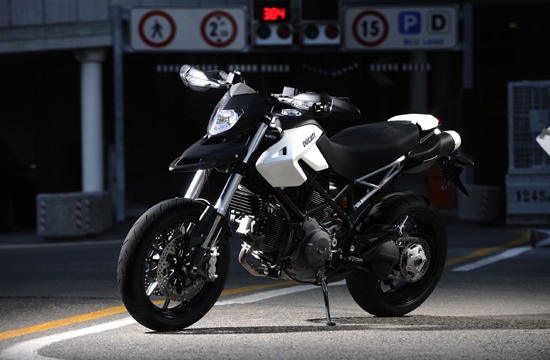 Ducati_Hypermotard_796