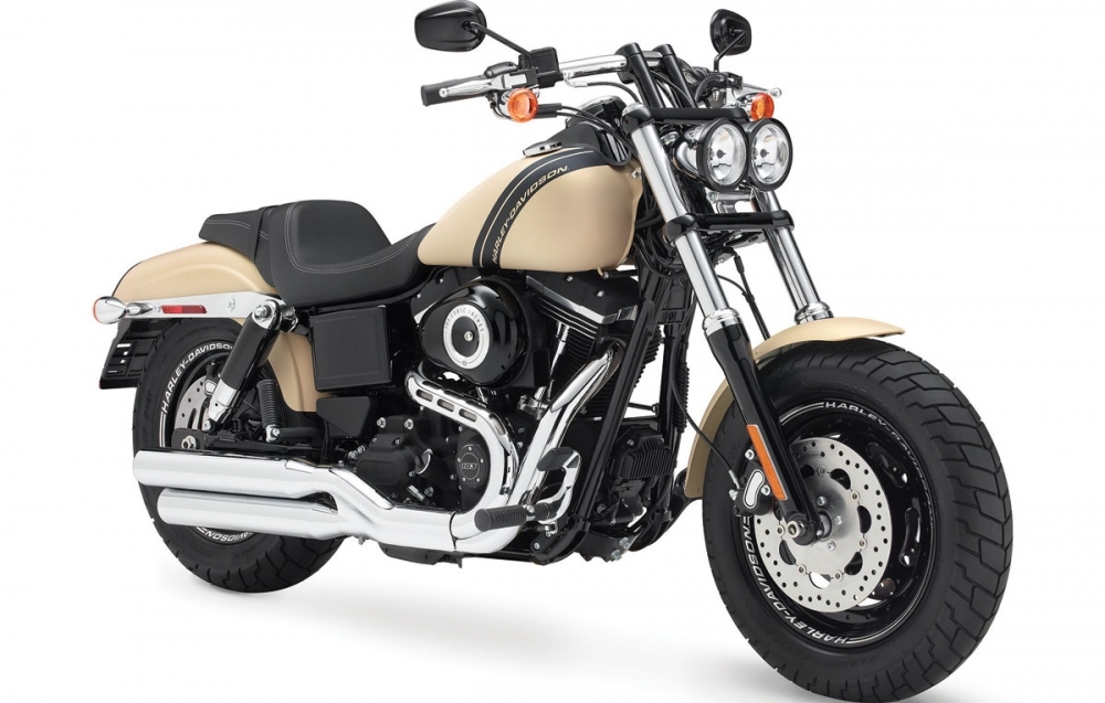 Harley-Davidson_Dyna_Fat Bob