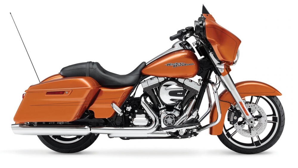 Harley-Davidson_Touring_Street Glide Special