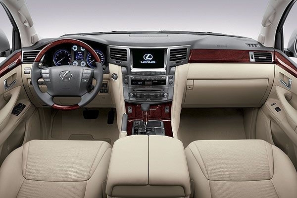 Lexus_LX_570