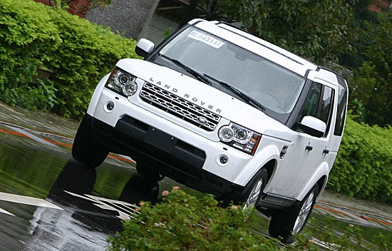 Land Rover_Discovery 4_3.0 SDV6 HSE