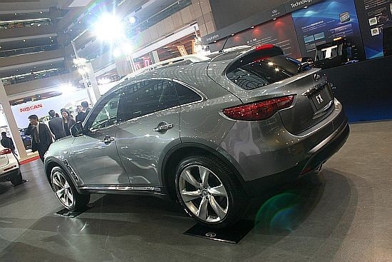 Infiniti_FX_50