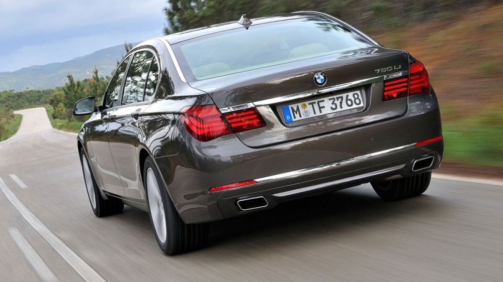 BMW_7-Series_750Li