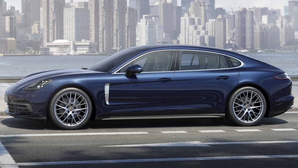 2020 Porsche Panamera 4 S Executive