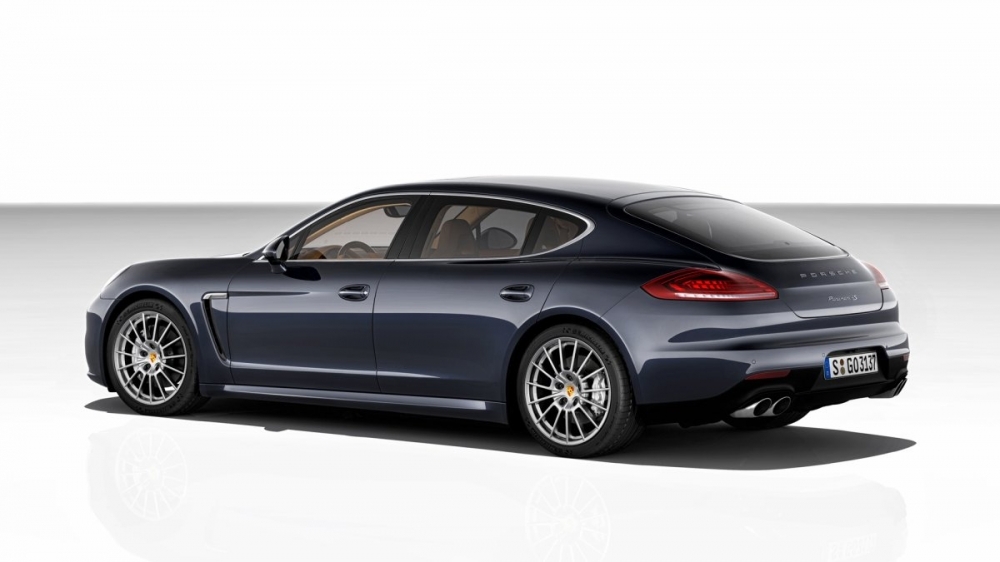 Porsche_Panamera_4S Executive