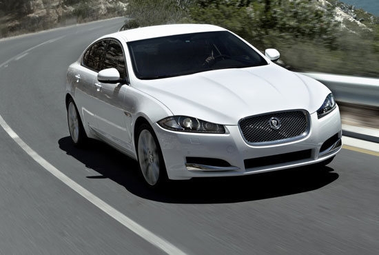 2013 Jaguar XF 2.0i Premium Luxury