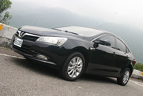 2013 Luxgen 5 Sedan 1.8手排型