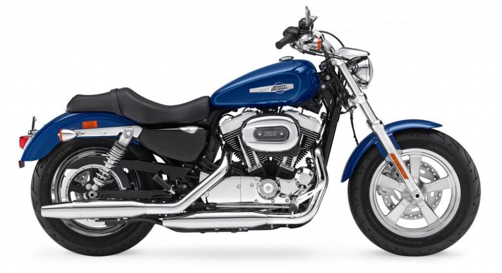 Harley-Davidson_Sportster_1200 Custom